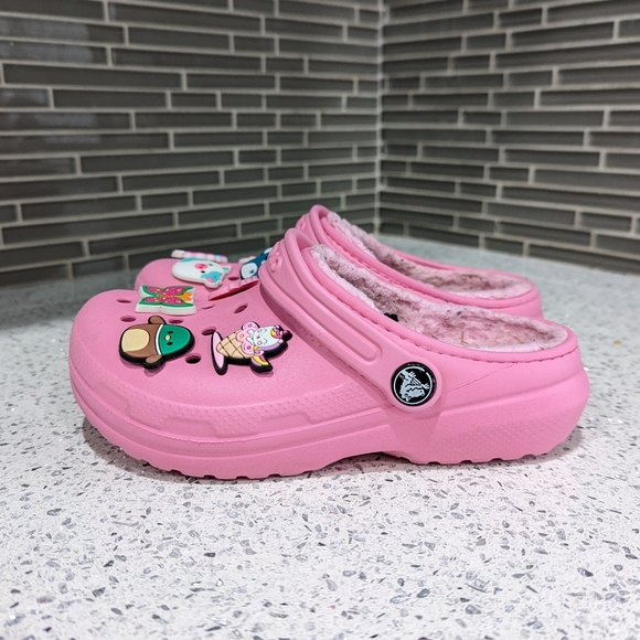 Crocs Classic Lined Fleece Fuzzy Furry Baya Clog Pink Girls Kids Size 13 - Picture 3 of 9